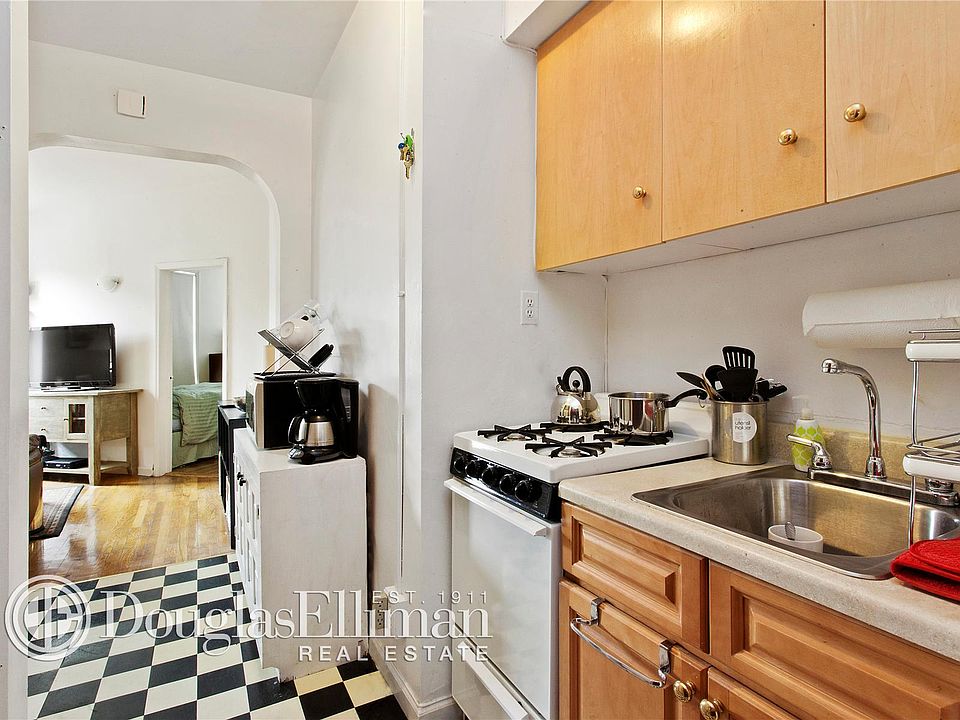 2nd image of 51 7th Ave S APT 4G