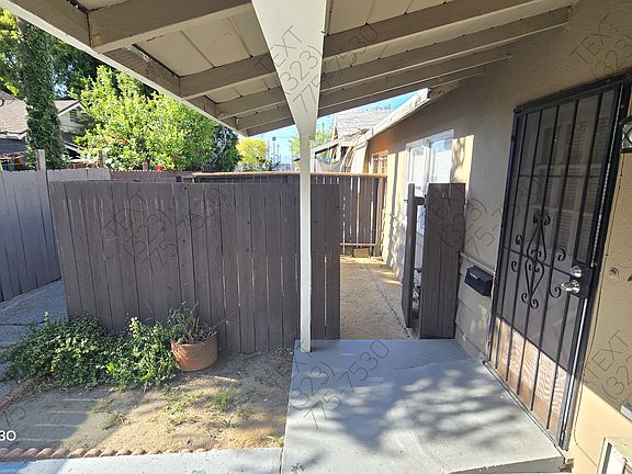 5th image of 12972 Burbank Blvd