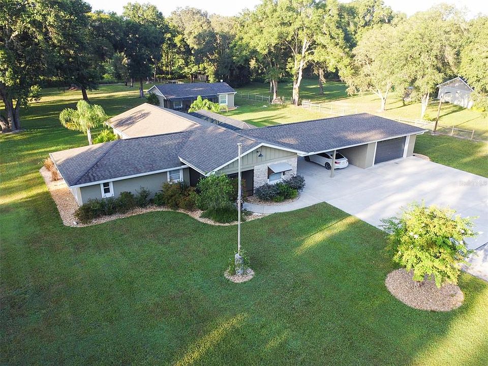 1st image of 1083 NE 137th Ln