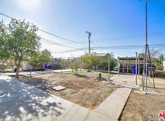 3rd image of 6760 Citrus Ave