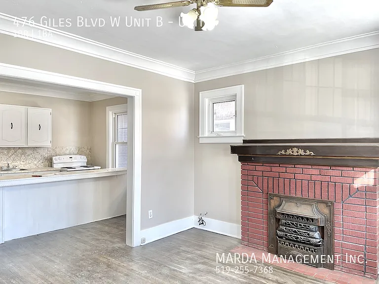 476 Giles Blvd W #B — Photo 2
