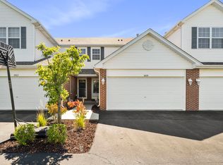 2620 Foxwood Dr, New Lenox, IL 60451