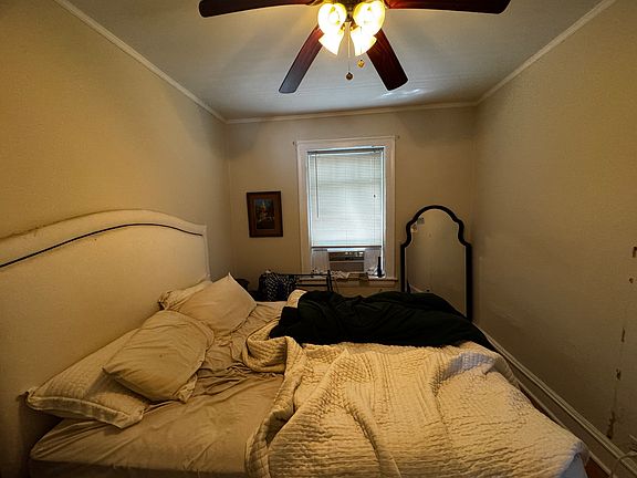4th image of 3707 N Hoyne Ave #1