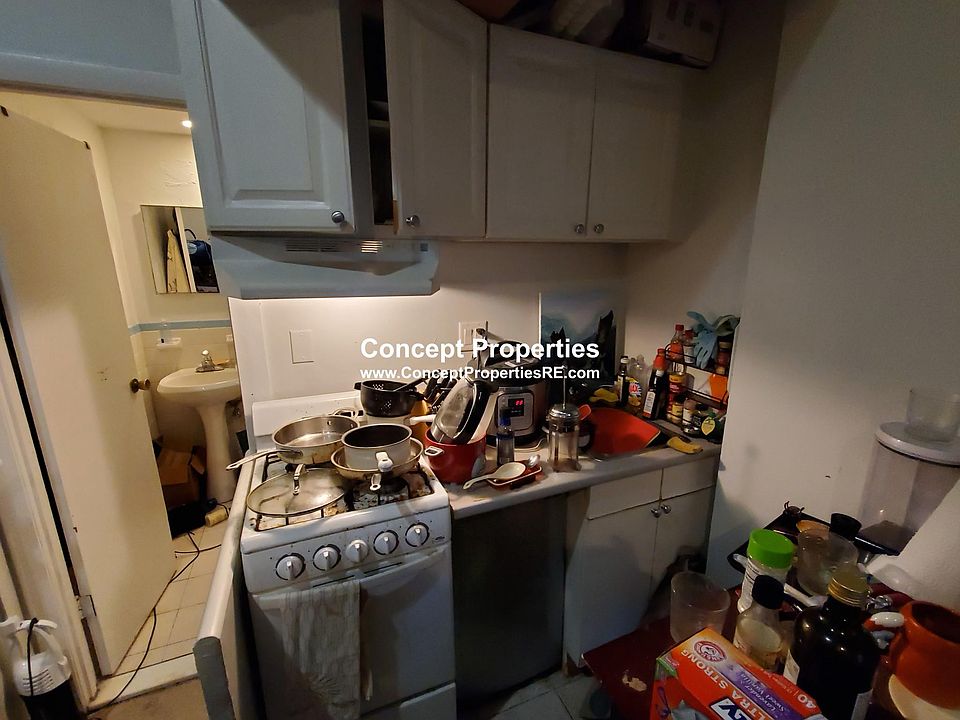 2nd image of 177 Saint Botolph St #5G