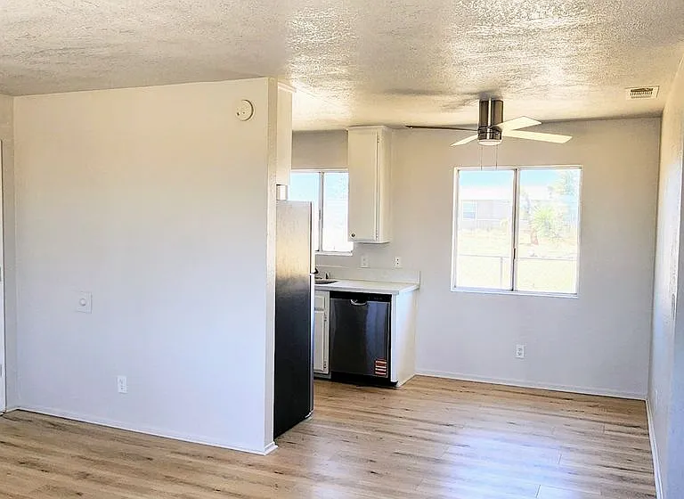 6474 Camarilla Ave #A — Photo 3