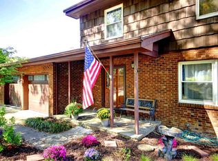 105 Brierwood Dr, Hurricane, WV 25526