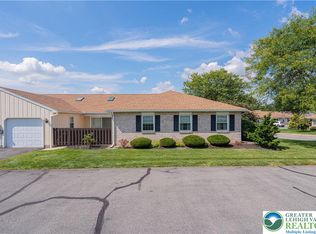 5804 Burning Tree Ln, Macungie, PA 18062