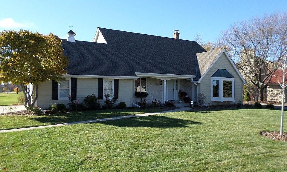 1st image of 12621 N Saint Anne Ln