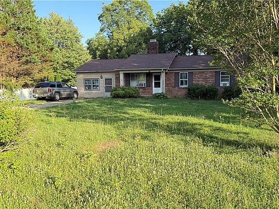 3rd image of 156 Michael Dr