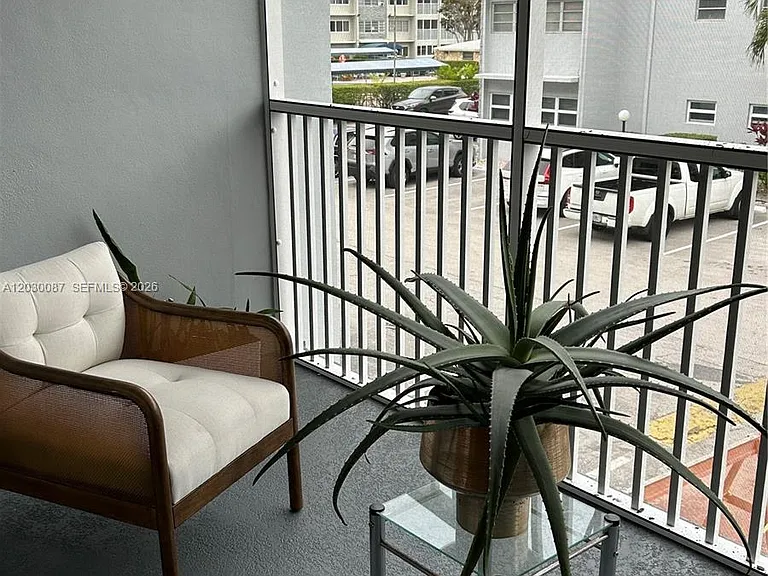 215 SE 3rd Ave #206A — Photo 17