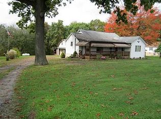 2010 Seven Sisters Rd, Apollo, PA 15613