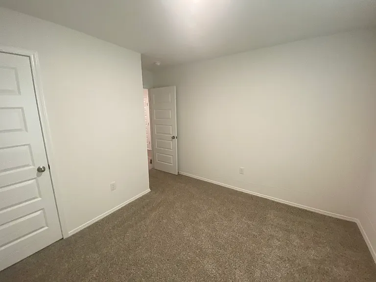 103 E Fredonia Ct — Photo 11