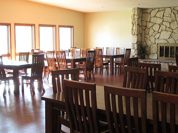 4th image of 2050 Four Seasons Dr #403
