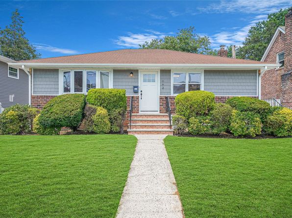 House For Sale Floral Park Ny Floral Park NY Real Estate - Floral Park NY Homes For Sale | Zillow