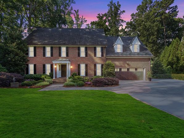 1820 Hunting Ridge Rd