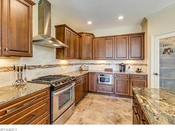 2nd image of 11770 Jamie Dr