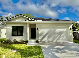 317 Browns Rd, Nokomis, FL 34275