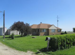 1419 N 35th Rd, Ottawa, IL 61350