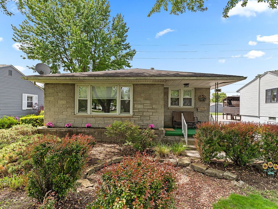 1st image of 437 Forest Lawn Blvd