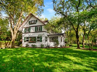 193 Longcommon Rd, Riverside, IL 60546