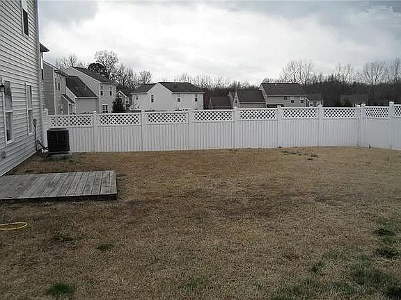 4th image of 8405 Rolling Meadows Ln