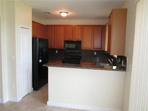 5th image of 2438 SE 12th Ct