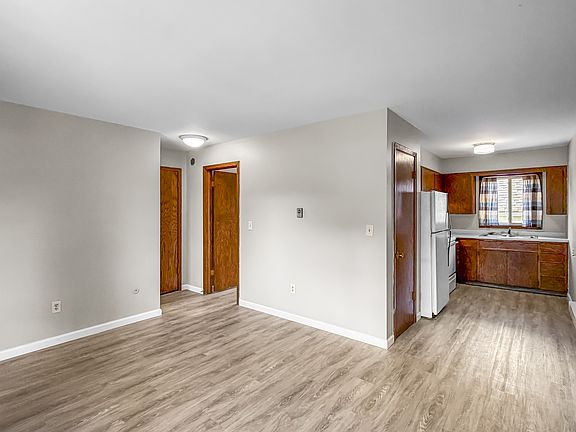 5th image of 311 N 8th St #5