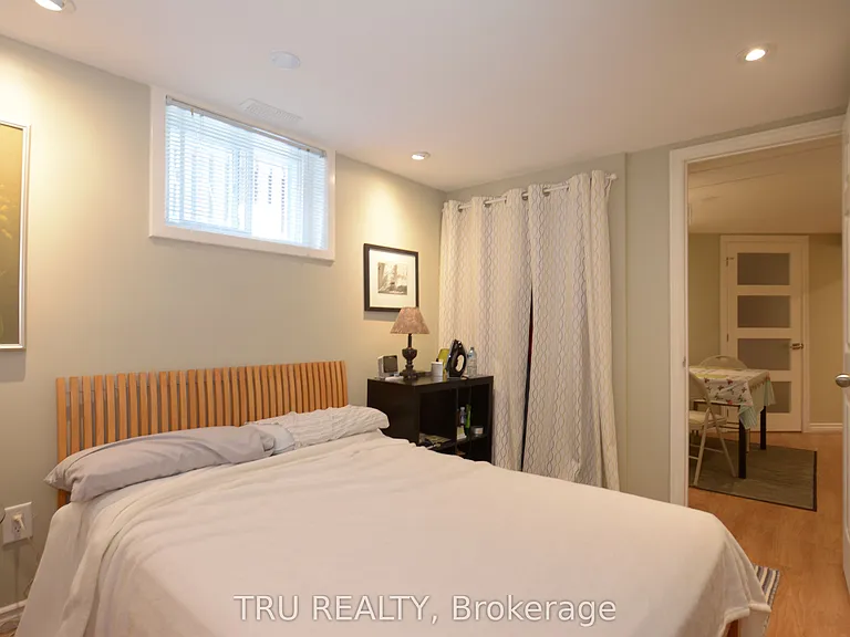 1106 Clyde Ave #B — Photo 11