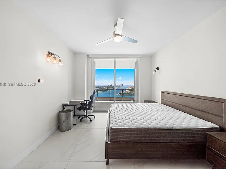 900 Biscayne Blvd #4202 — Photo 36
