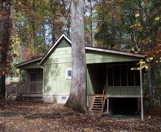 2nd image of 66 Orme St