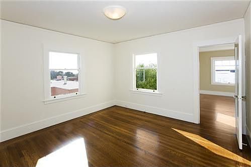 5th image of 2479 26th Ave