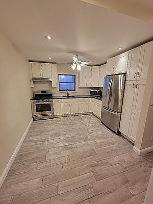 2nd image of 2547 41st St #2