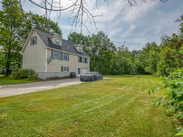35 Civic Street, Farmington, NH 03835