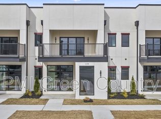 118 E Elgin St, Broken Arrow, OK 74012