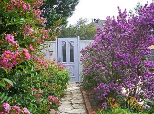 313 Montreal Dr, Hurst, TX 76054