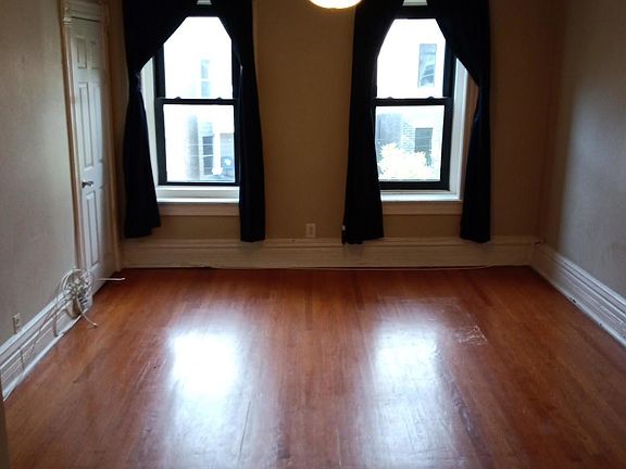 4th image of 2119 W Belmont Ave APT 3F