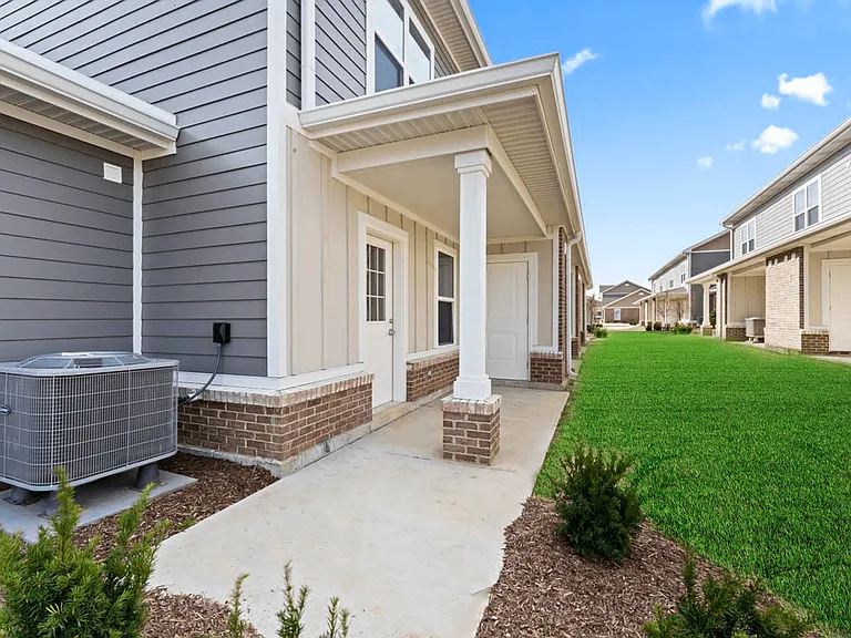 Pebble Village Townhomes — Photo 33
