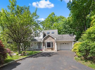 11C Piping Rock Dr, Ossining, NY 10562