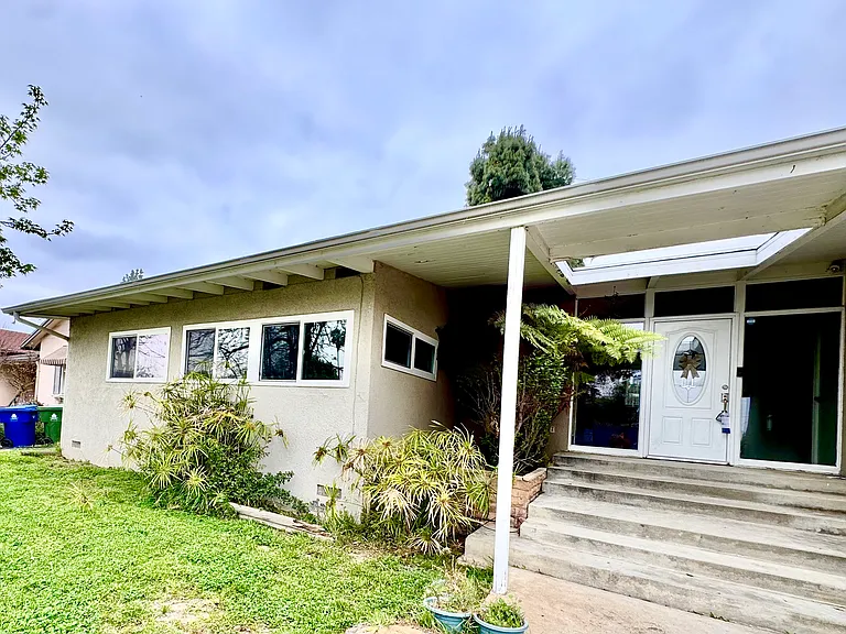 16817 Liggett St — Photo 1