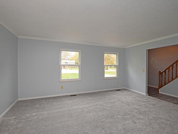 3rd image of 3572 Brookhaven Dr