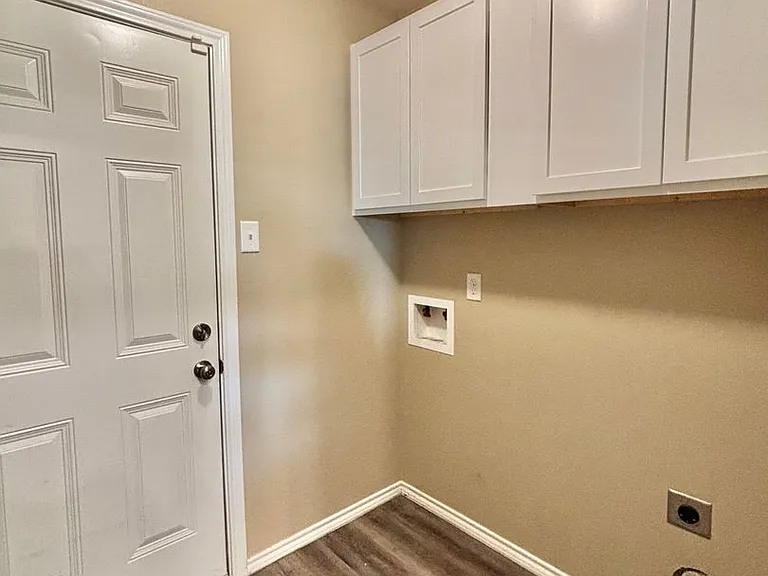 908 N Garfield St — Photo 13