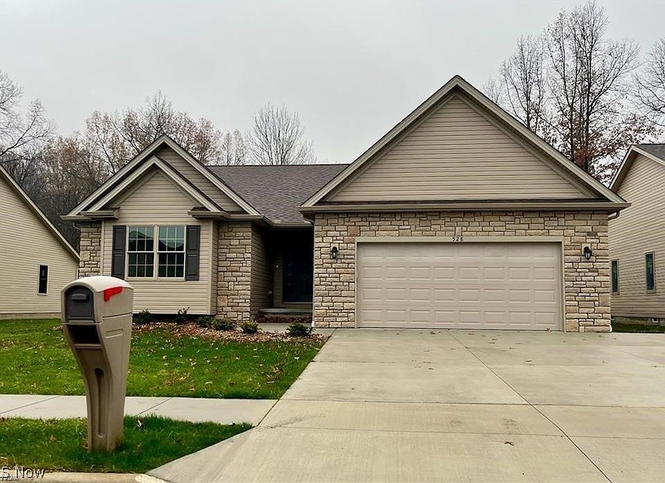 1st image of 536 Parkside Dr