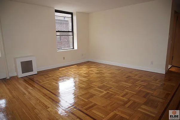 Rented by Elbe Real Estate Inc | media 1