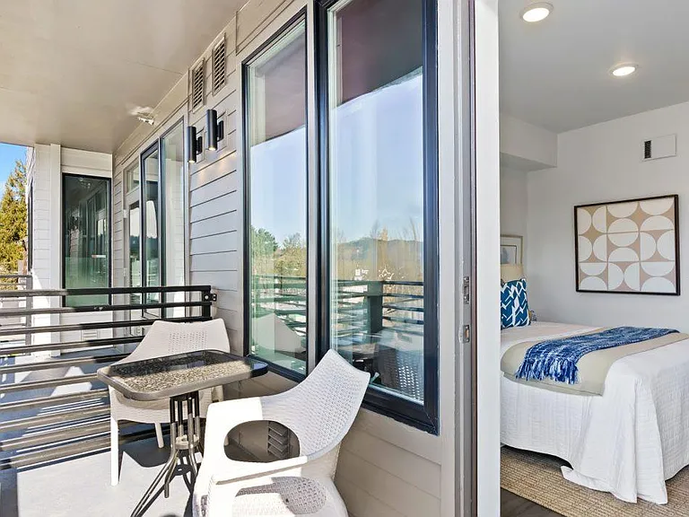 Wheelhouse Lofts 2 — Photo 28