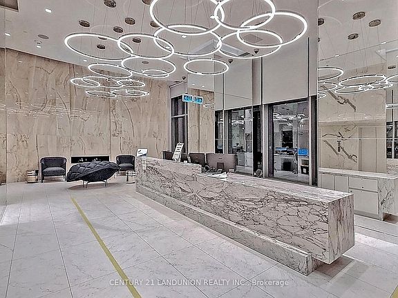 4th image of 251 Jarvis St #1423