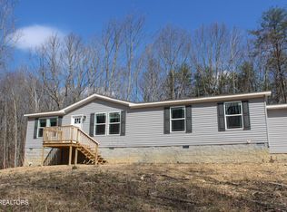 60 Longview Ln, Jamestown, TN 38556