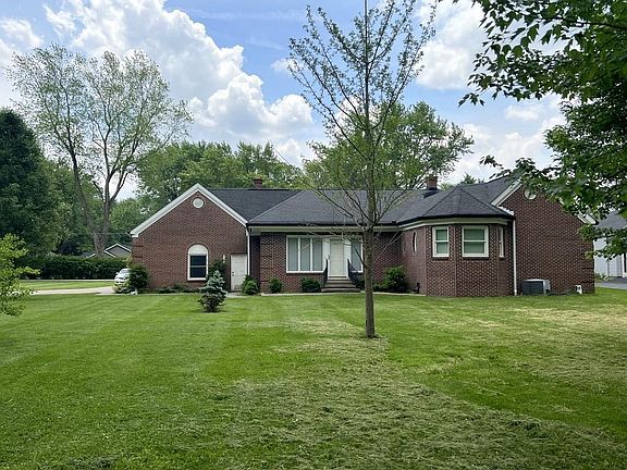 2nd image of 1318 North Dr