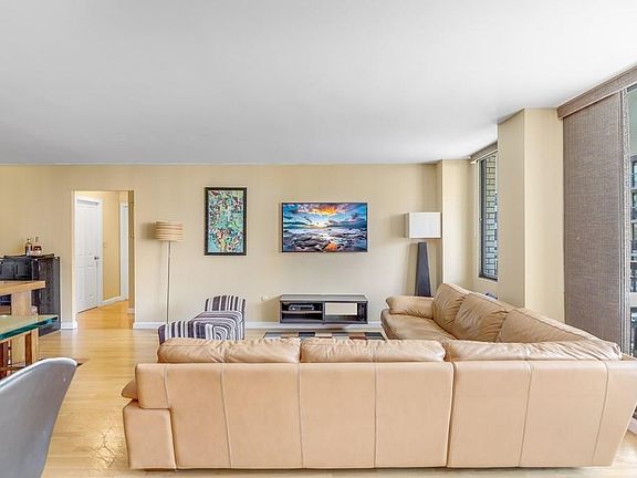 3rd image of 50 Longwood Ave APT 315