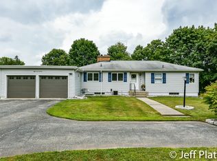 8121 Youngman Rd, Greenville, MI 48838