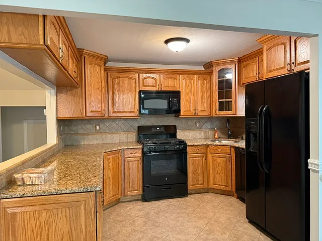 805 Armstrong Ave #1 — Photo 2
